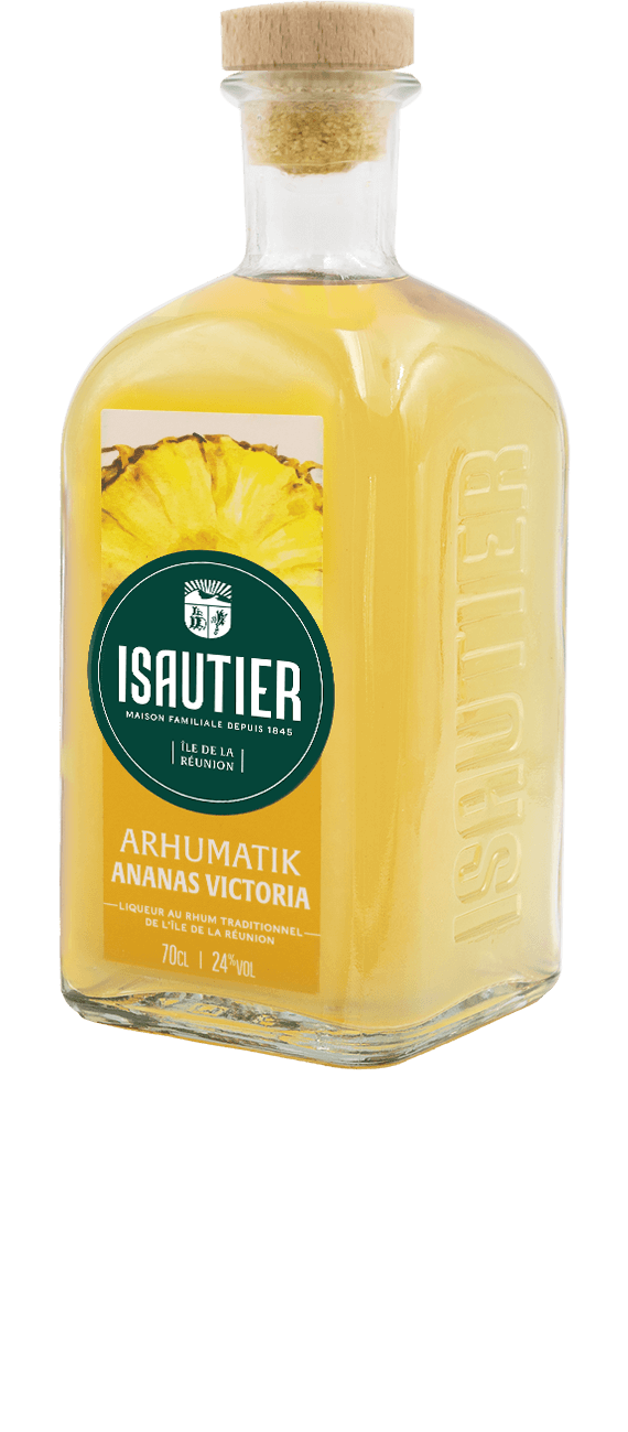 Bouteille d’Arhumatik Isautier Ananas Victoria en vue 3/4 avec étiquette illustrée d’ananas.