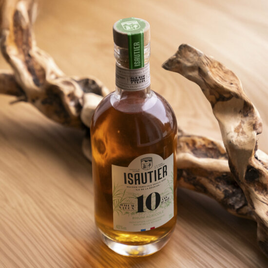 De la canne au verre : le voyage des rhums Isautier